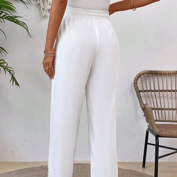 White Boho Women's Patchwork Elastic Waist Slant Pocket Straight Leg Pants - Picture 2 of 7